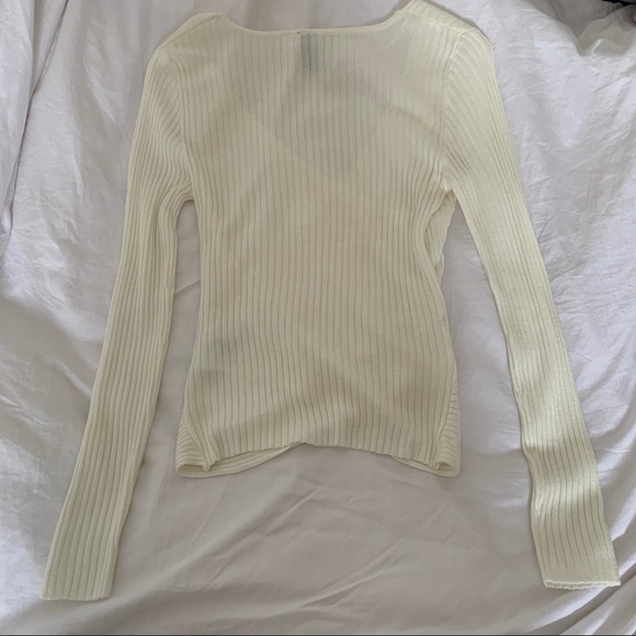 2 for $15 H&M off white front wrap sweater - Picture 2 of 5